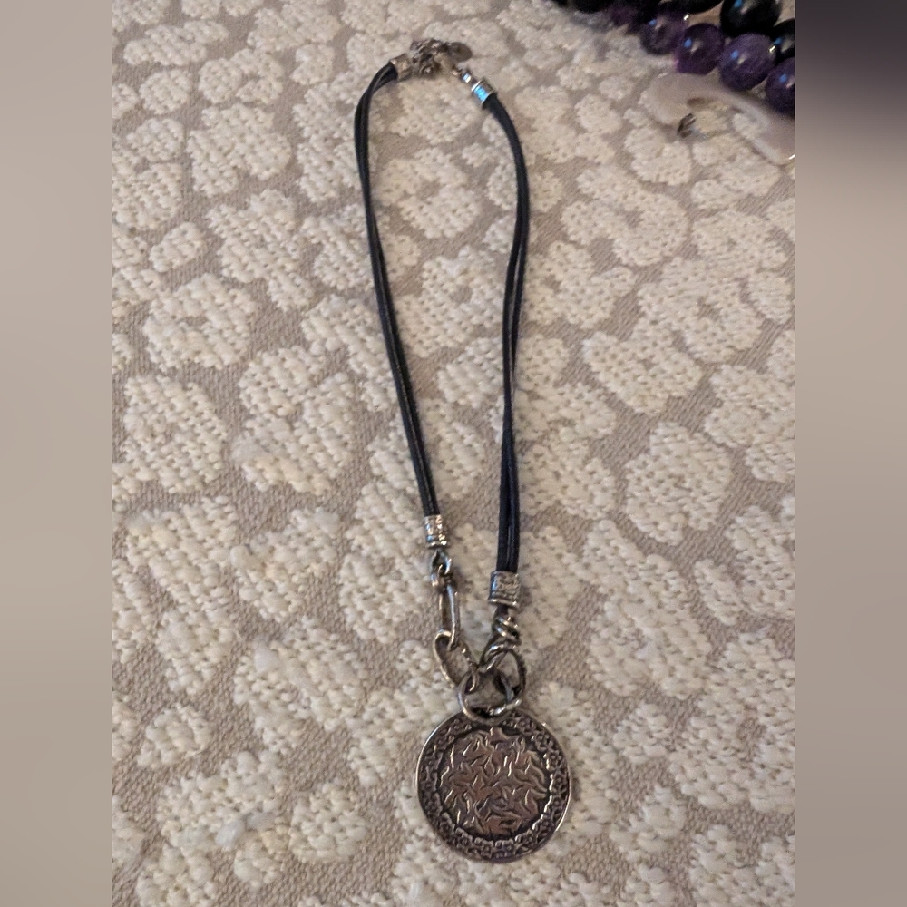 Silpada N1711 black leather sunburst filigree sterling silver pendant necklace